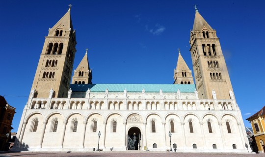 Pécs, székesegyház, püspöki palota és a középkori egyetem